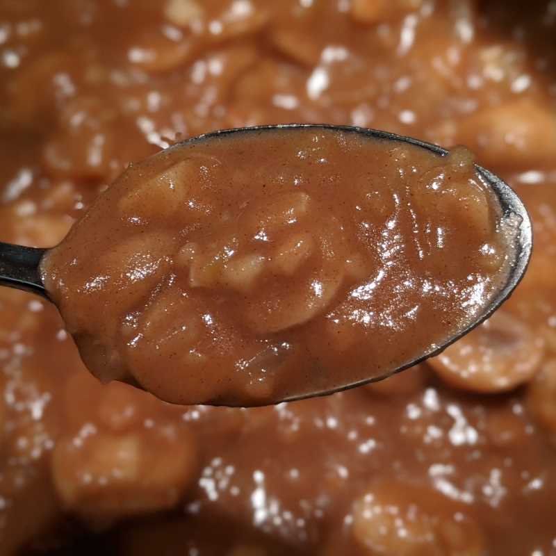 Une recette simple et facile de sauce brune aux champignons faible en sodium. Parfait pour la dinde, le poulet et même la poutine!
